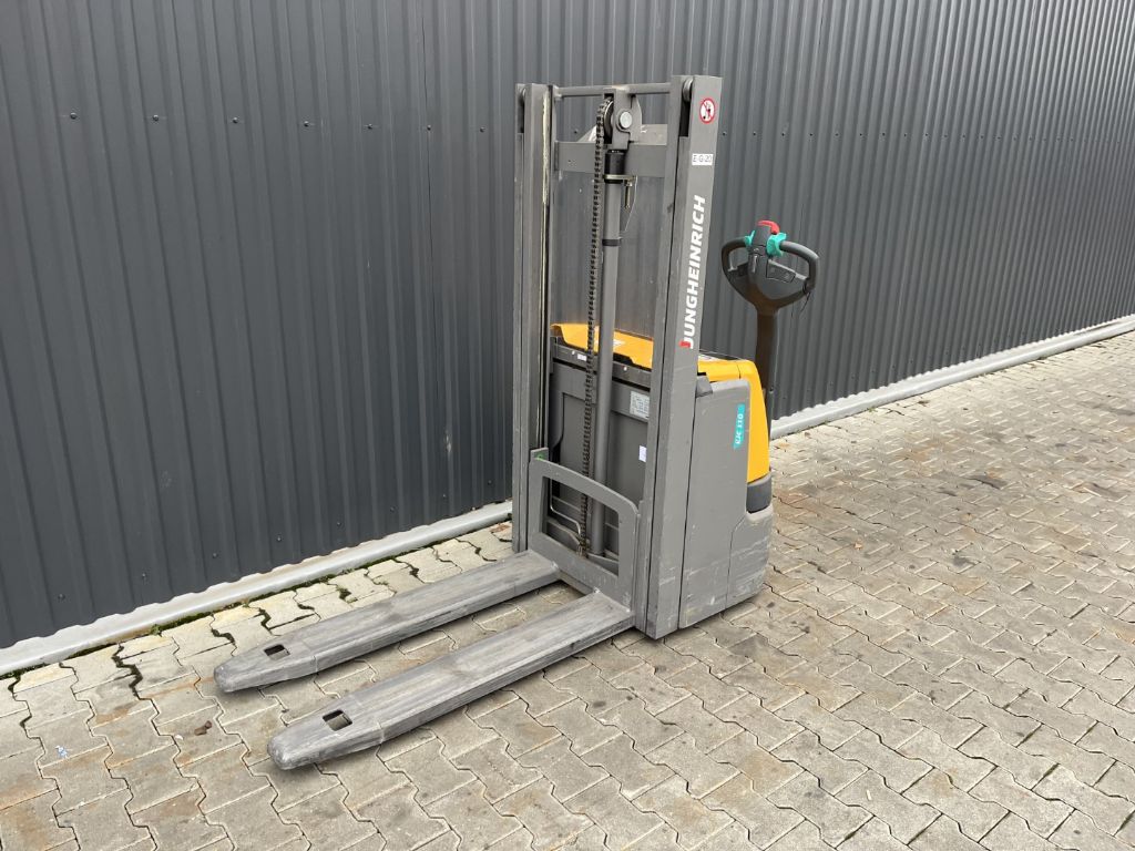 Jungheinrich EJC110 Pedestrian Stacker www.superlift-forklift.com