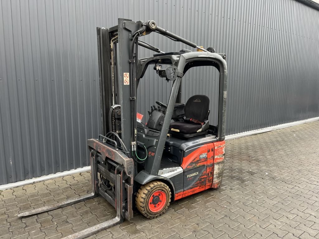 Linde E12-02 Electric 3-wheel forklift www.superlift-forklift.com