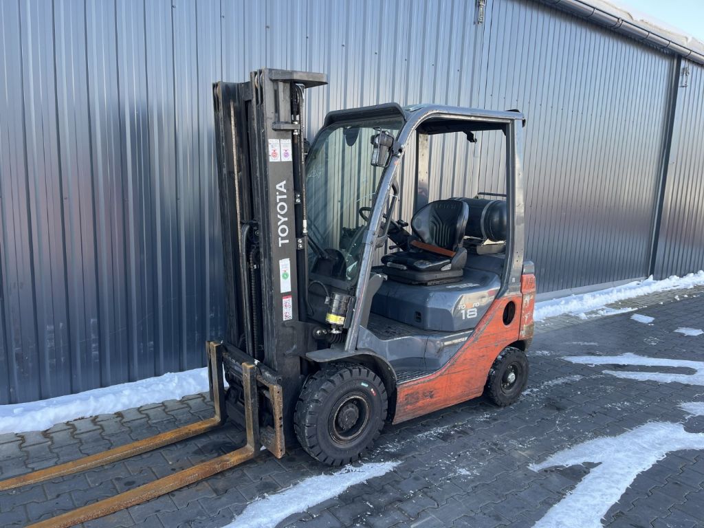 Toyota 8FGF18 LPG Forklifts www.superlift-forklift.com