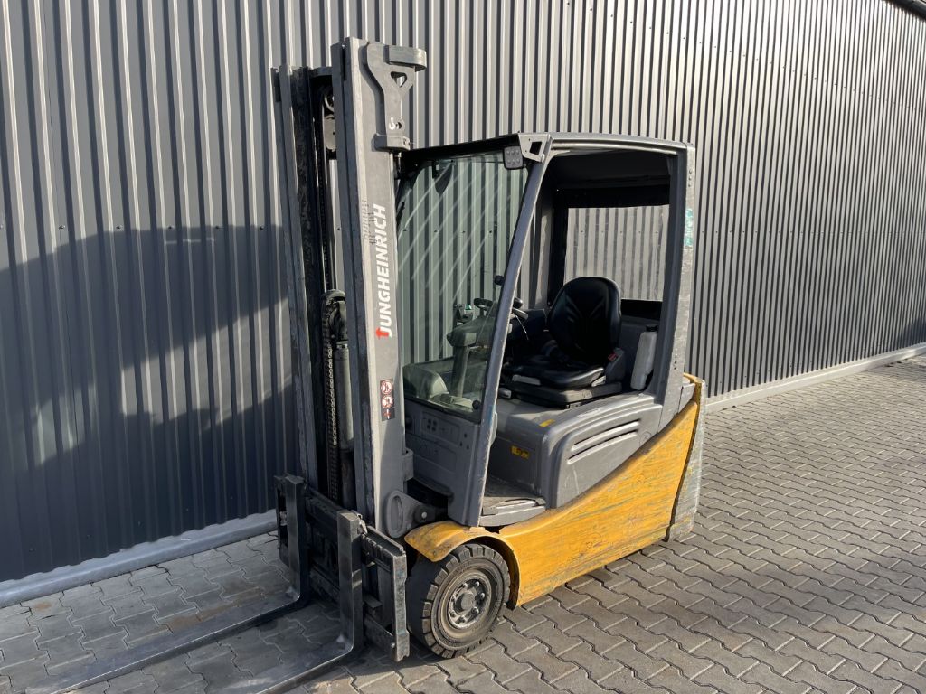 Jungheinrich EFG216 Elektryczny 3-kolowy www.superlift-forklift.com