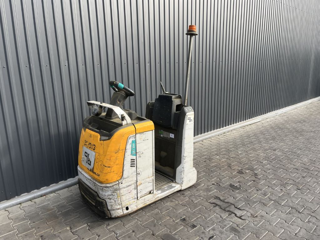 Jungheinrich EZS350 Tow Tractor www.superlift-forklift.com