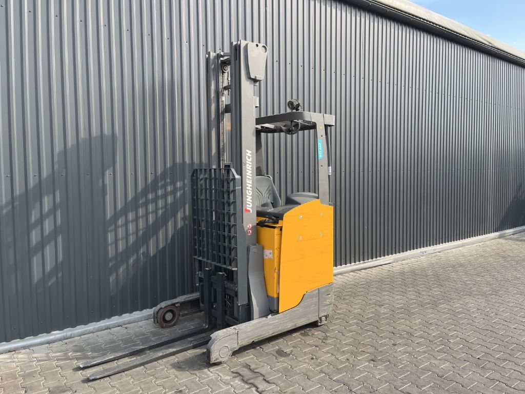 Jungheinrich ETV110 Reach Truck www.superlift-forklift.com