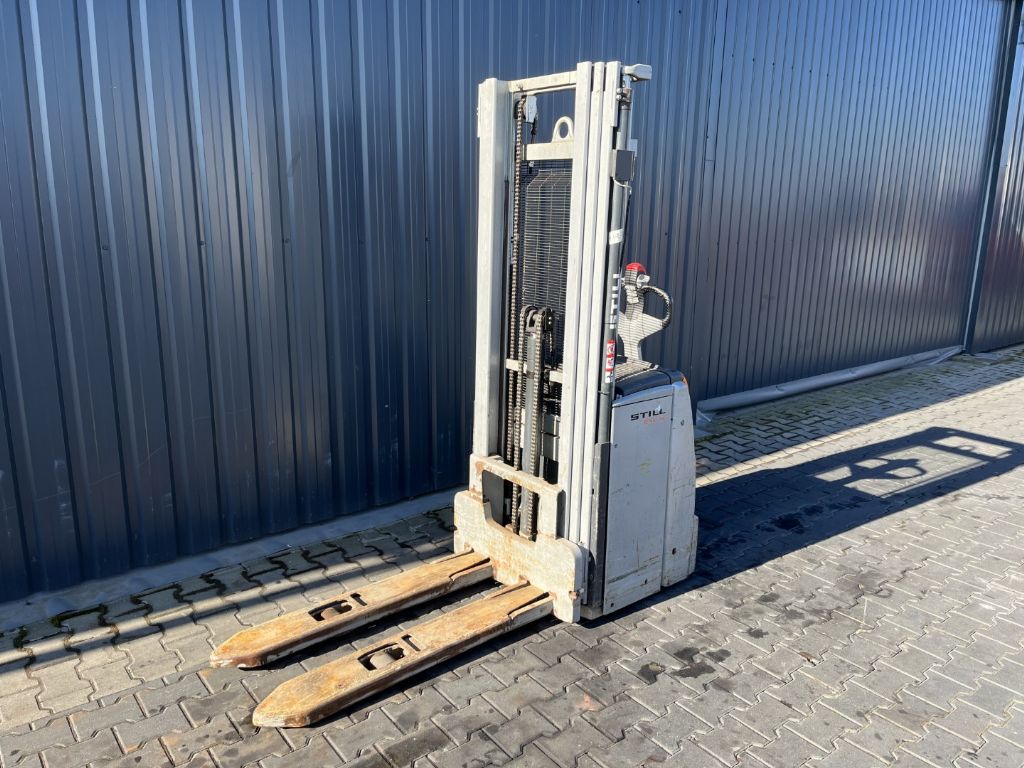 Stertil EXV14 Pedestrian Stacker www.superlift-forklift.com