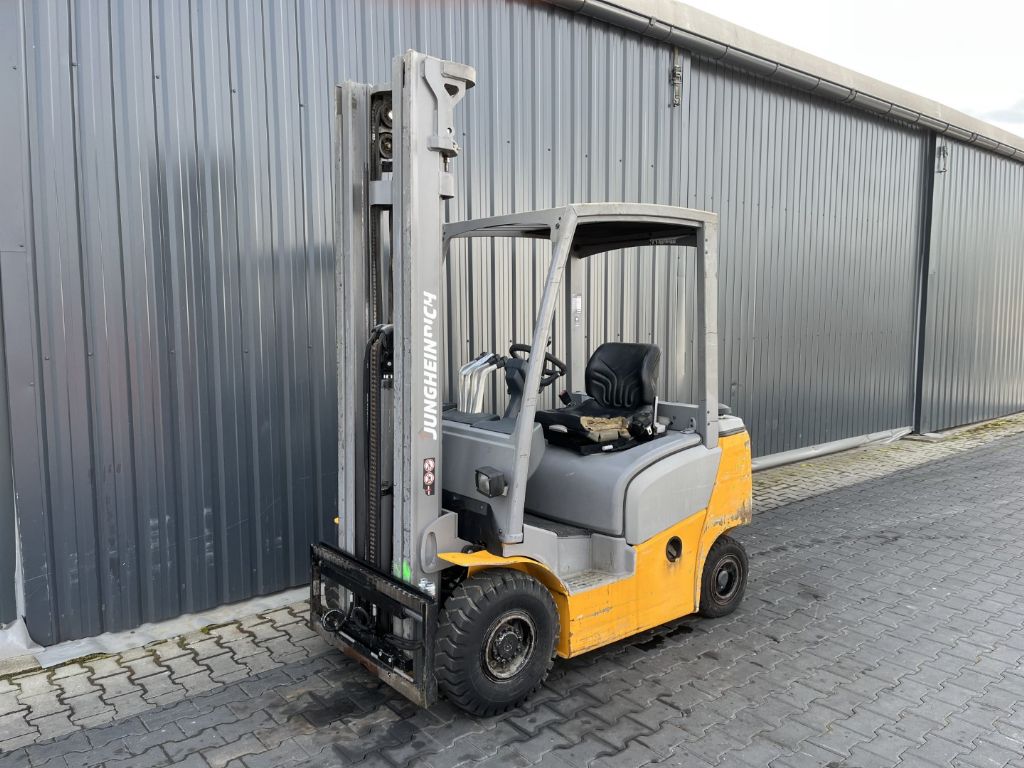 Jungheinrich DFG316 Diesel Forklift www.superlift-forklift.com
