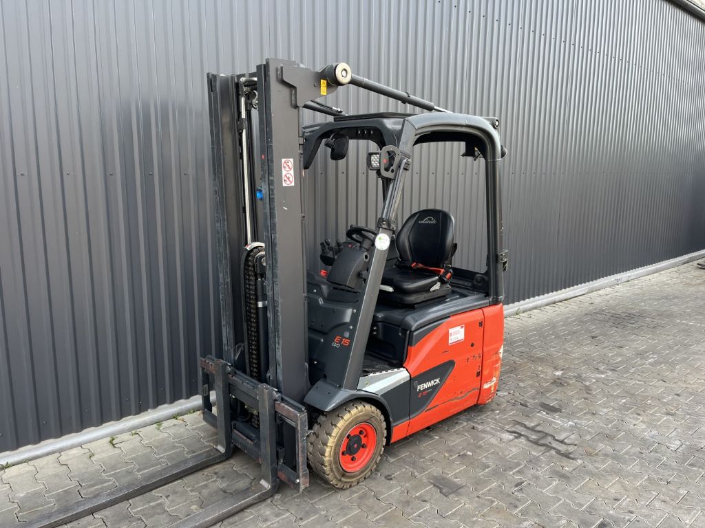 Linde E15-02 Electric 3-wheel forklift www.superlift-forklift.com