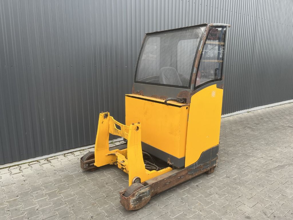 Jungheinrich ETV214 Reach Truck www.superlift-forklift.com
