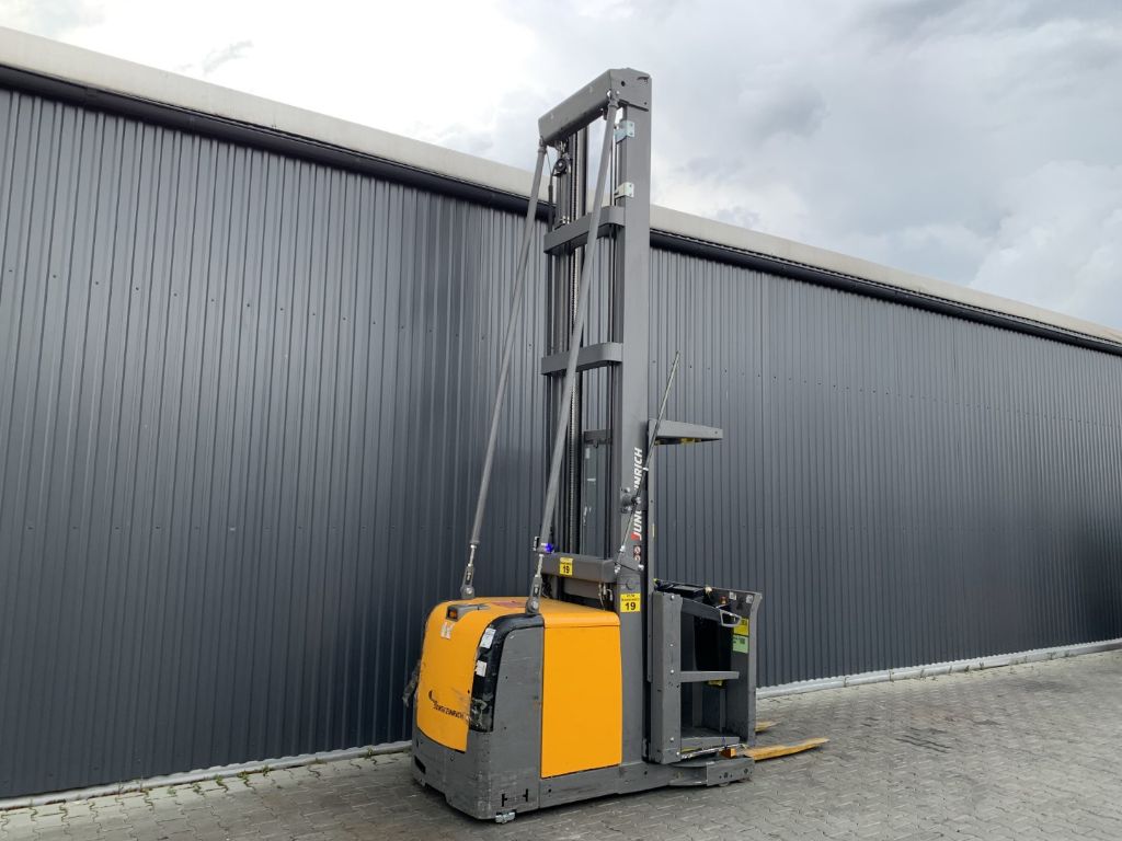 Jungheinrich EKS312 Medium Lift Order Picker www.superlift-forklift.com