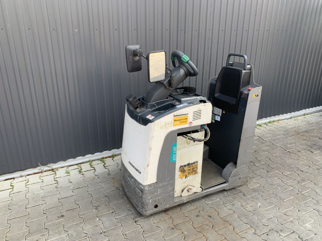 Jungheinrich EZS130 Tow Tractor www.superlift-forklift.com