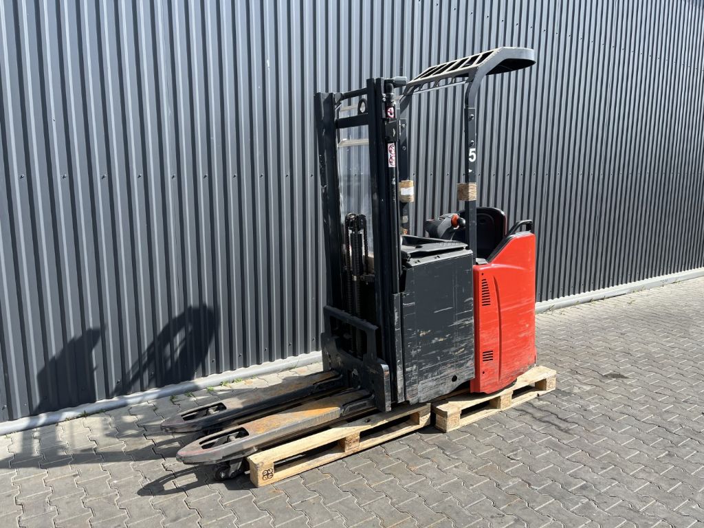 Linde L14LSP High Lift stacker www.superlift-forklift.com
