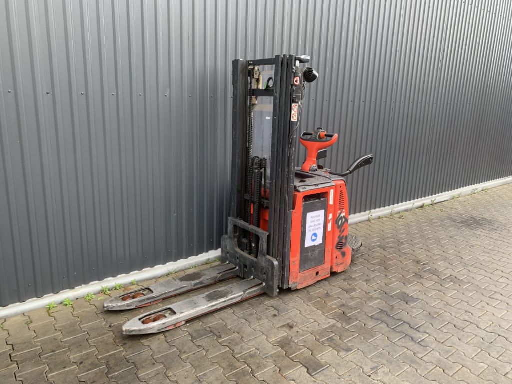 Linde D12AP High Lift stacker www.superlift-forklift.com