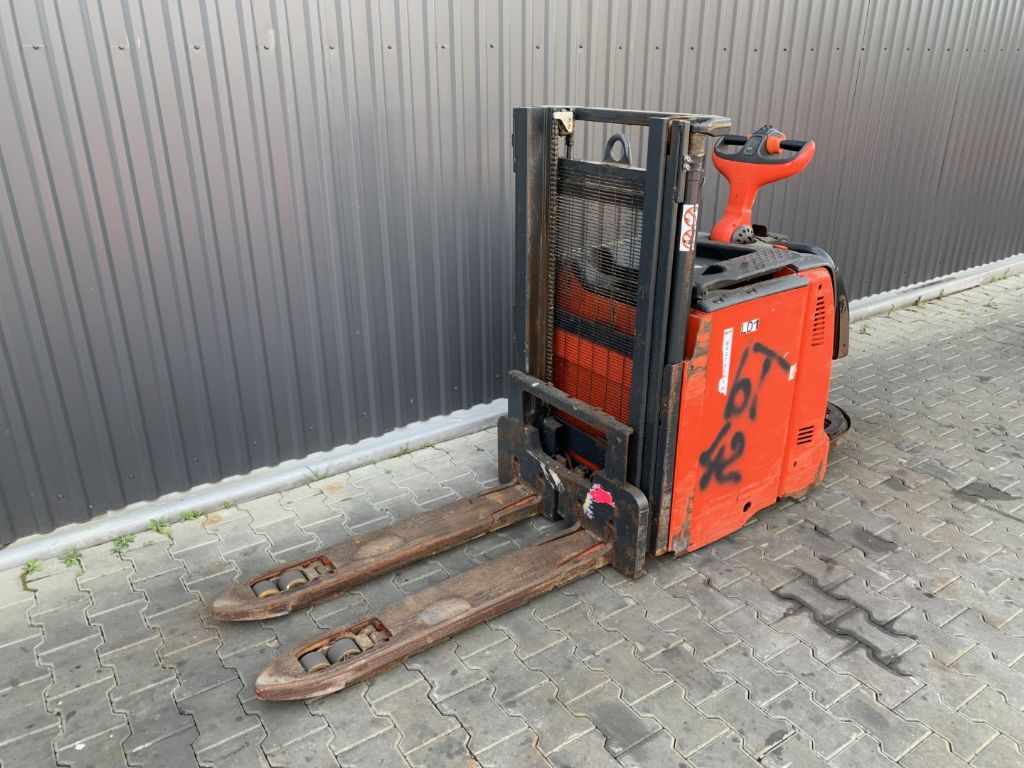 Linde D12AP High Lift stacker www.superlift-forklift.com