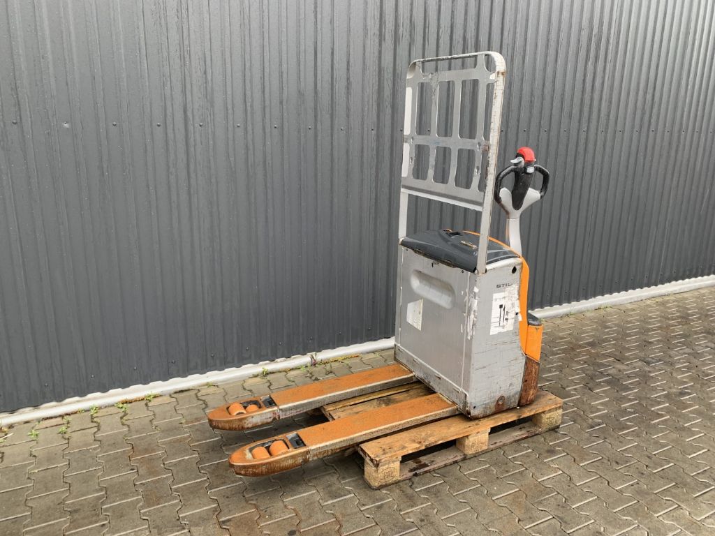 Still EXU16 Electric Pallet Truck www.superlift-forklift.com