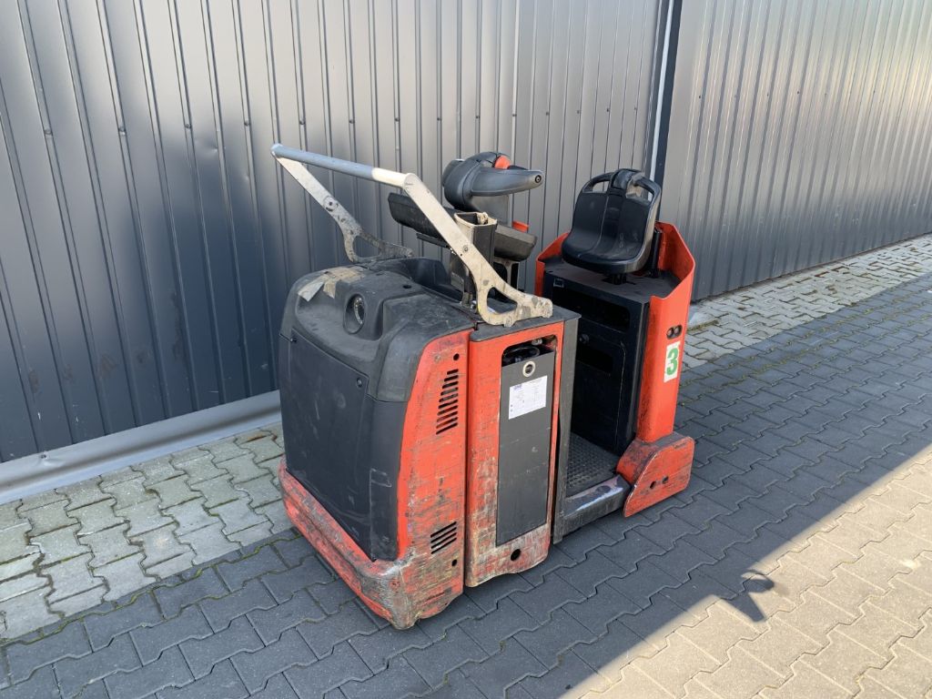Linde P30C Tow Tractor www.superlift-forklift.com