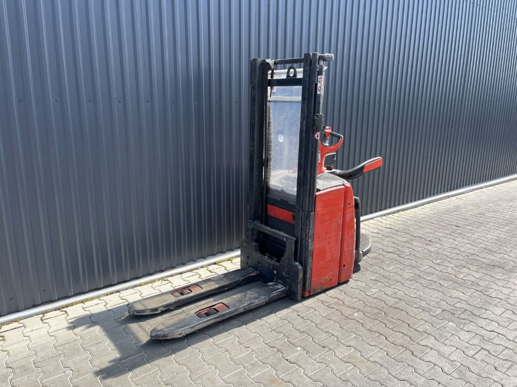 Linde L14AP High Lift stacker www.superlift-forklift.com