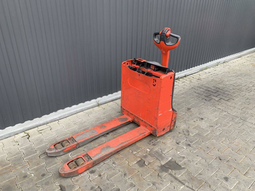Linde T16 Electric Pallet Truck www.superlift-forklift.com