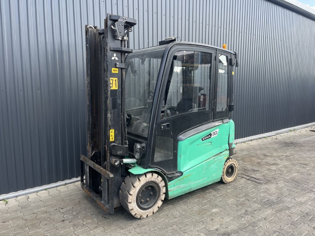 Mitsubishi FB30N Electric 4-wheel forklift www.superlift-forklift.com
