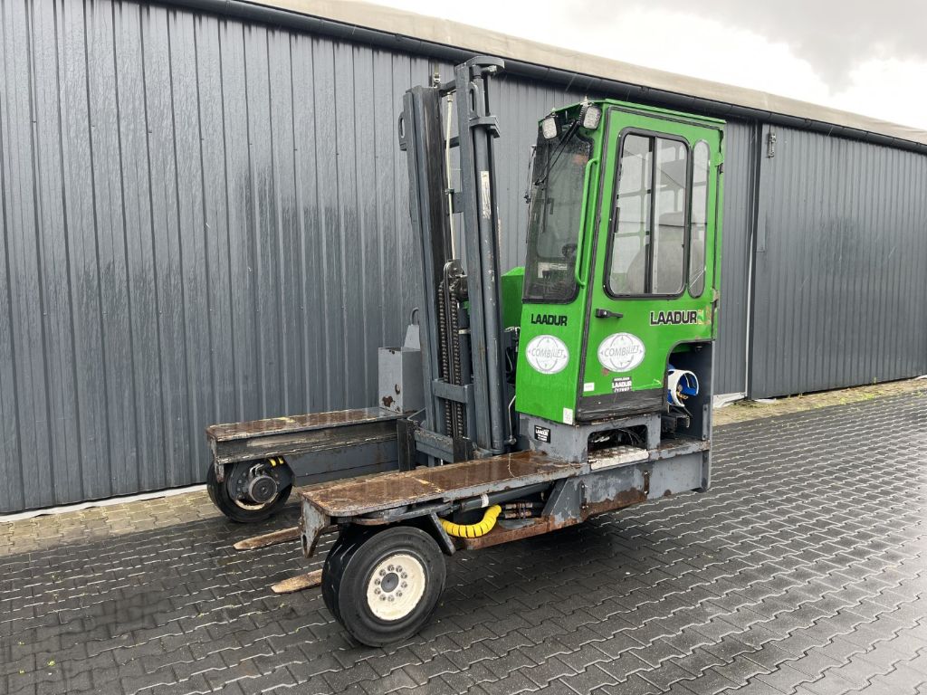 Combilift C5000XL Multidirectional Sideloader www.superlift-forklift.com