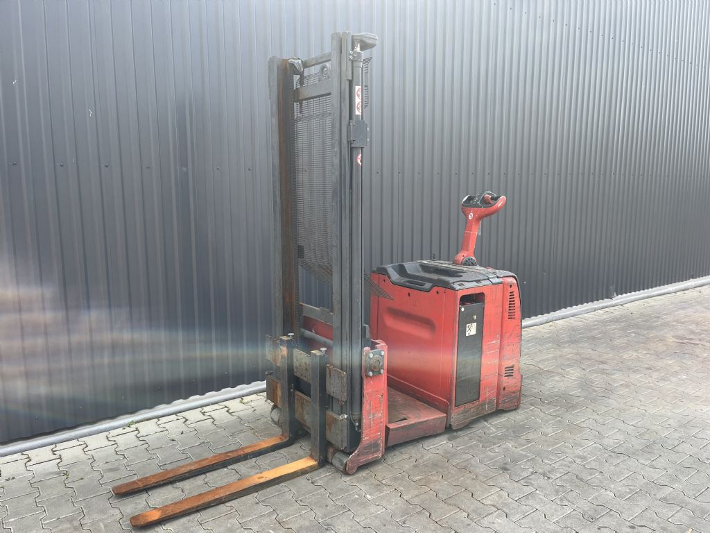 Linde L12AC Pedestrian Stacker www.superlift-forklift.com