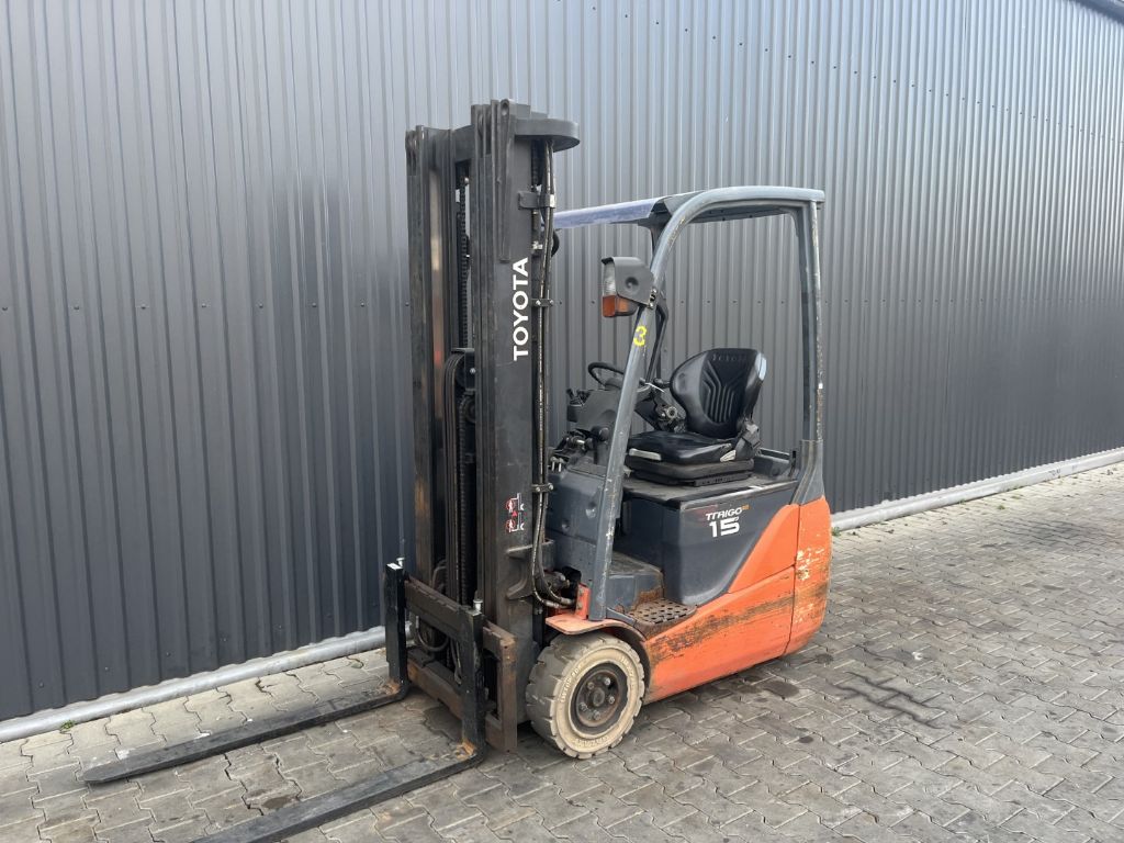 Toyota 8FBET15 Electric 3-wheel forklift www.superlift-forklift.com