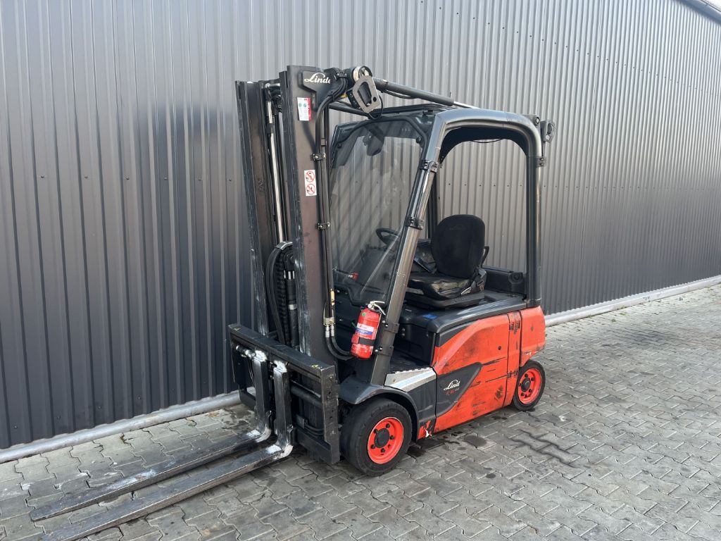 Linde E16P-02 Elektro 4 Rad-Stapler www.superlift-forklift.com