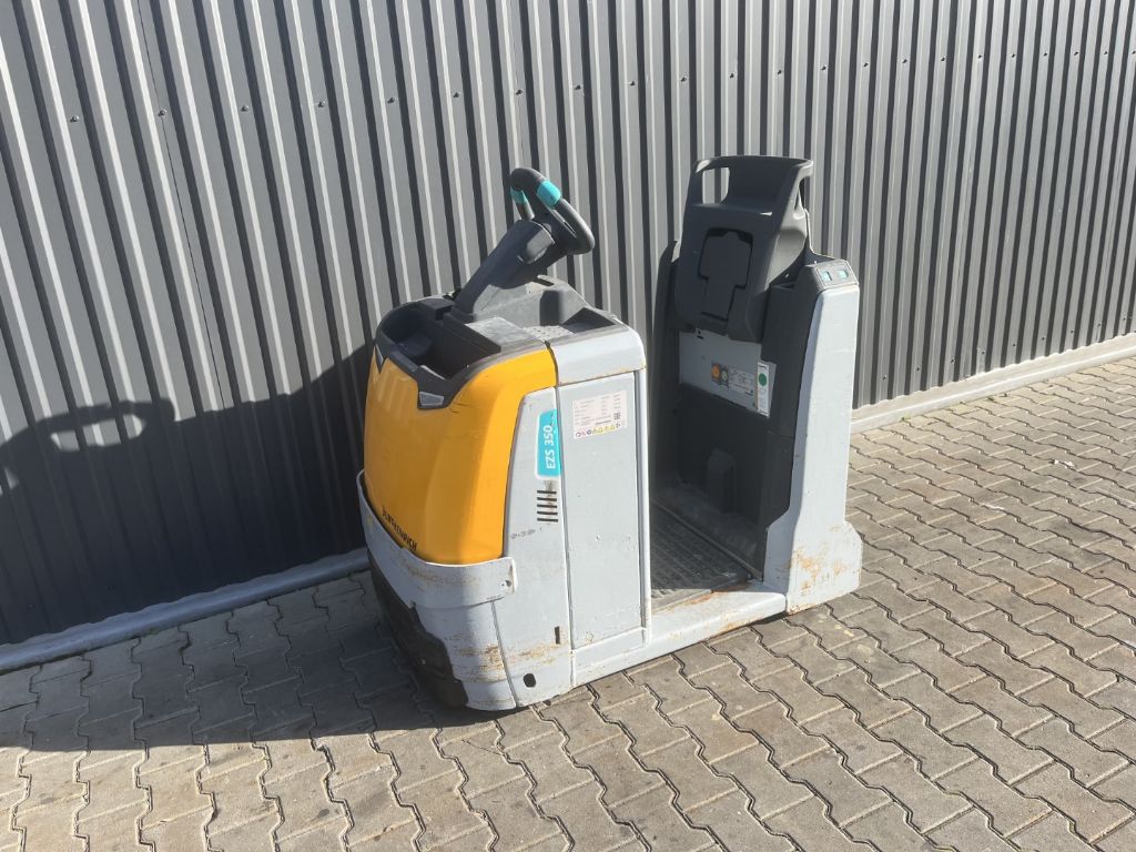 Jungheinrich EZS350 Schlepper www.superlift-forklift.com