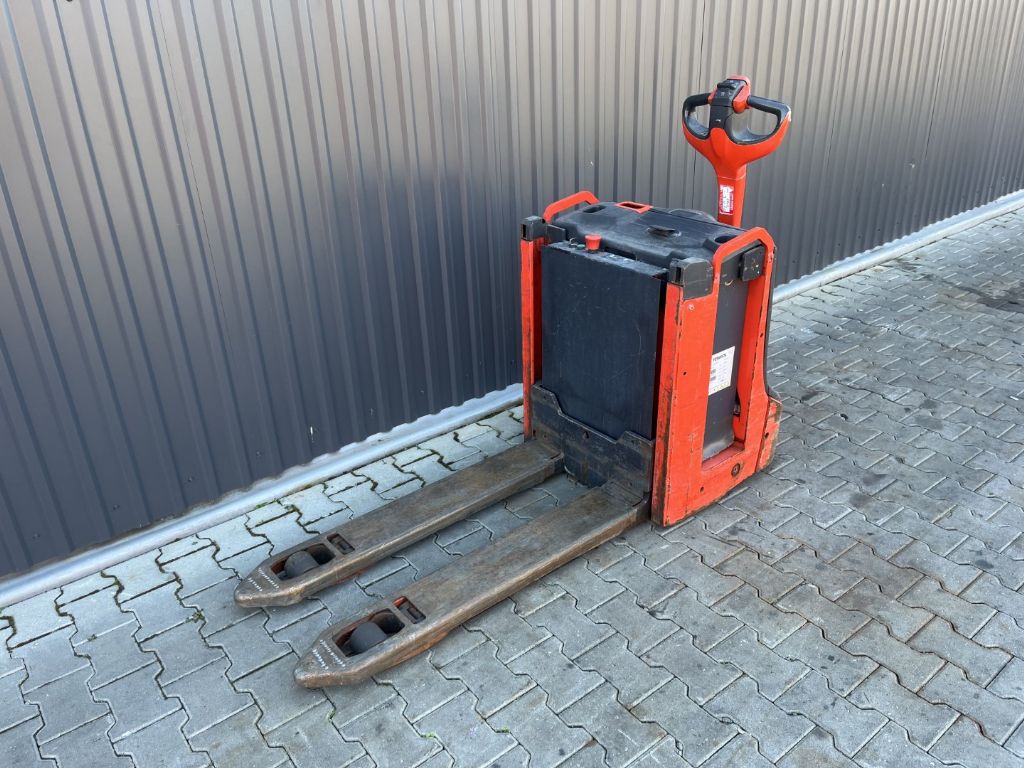 Linde T16L Electric Pallet Truck www.superlift-forklift.com