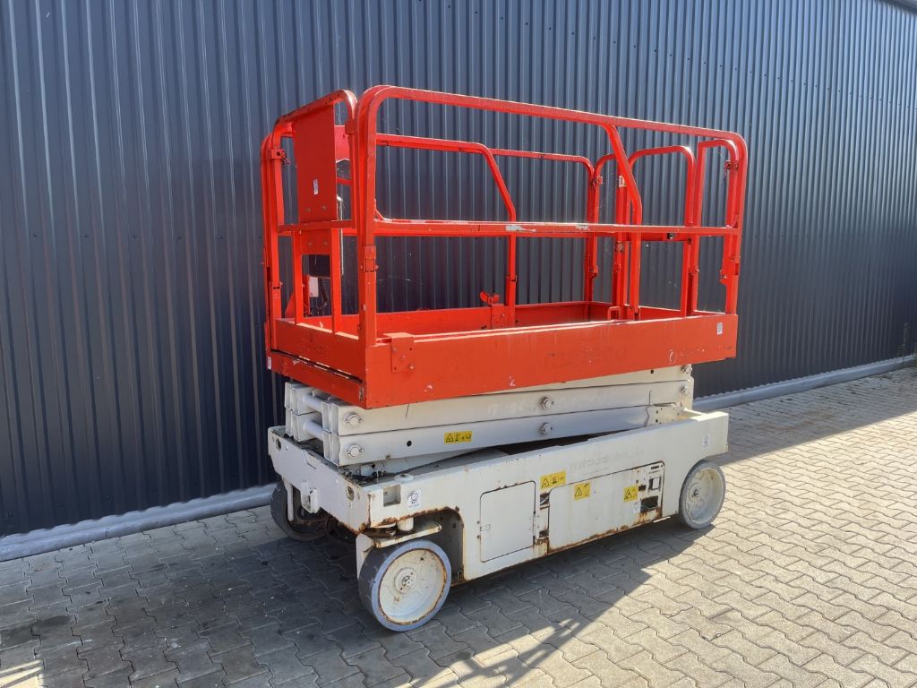 Genie GS-2046 Scherenarbeitsbhne www.superlift-forklift.com