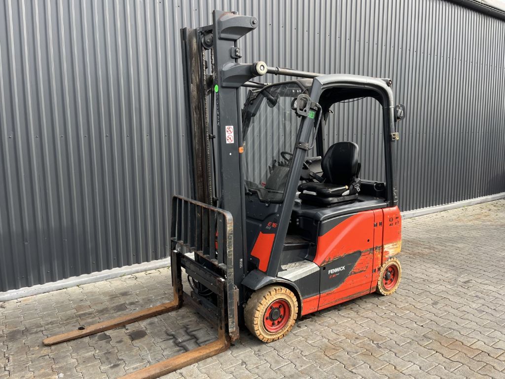 Linde E16PH-02 Elektro 4 Rad-Stapler www.superlift-forklift.com