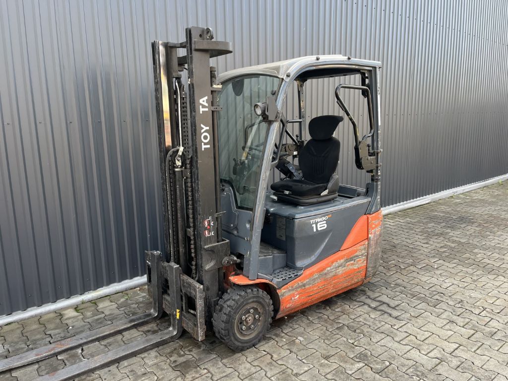 Toyota 8FBE16T Electric 3-wheel forklift www.superlift-forklift.com