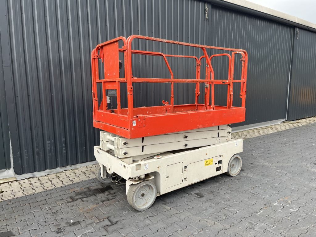 Genie GS-2046 Scherenarbeitsbhne www.superlift-forklift.com