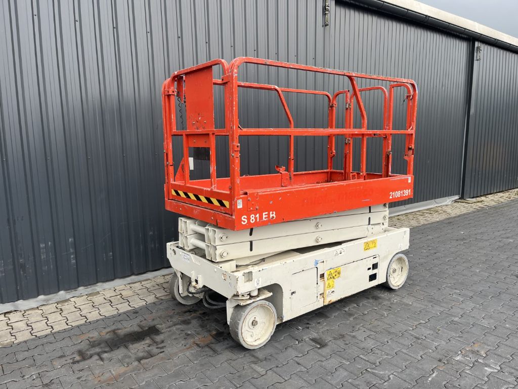 Genie GS-2046 Scherenarbeitsbhne www.superlift-forklift.com