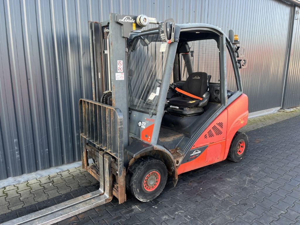 Linde H25D-02 Dieselstapler www.superlift-forklift.com
