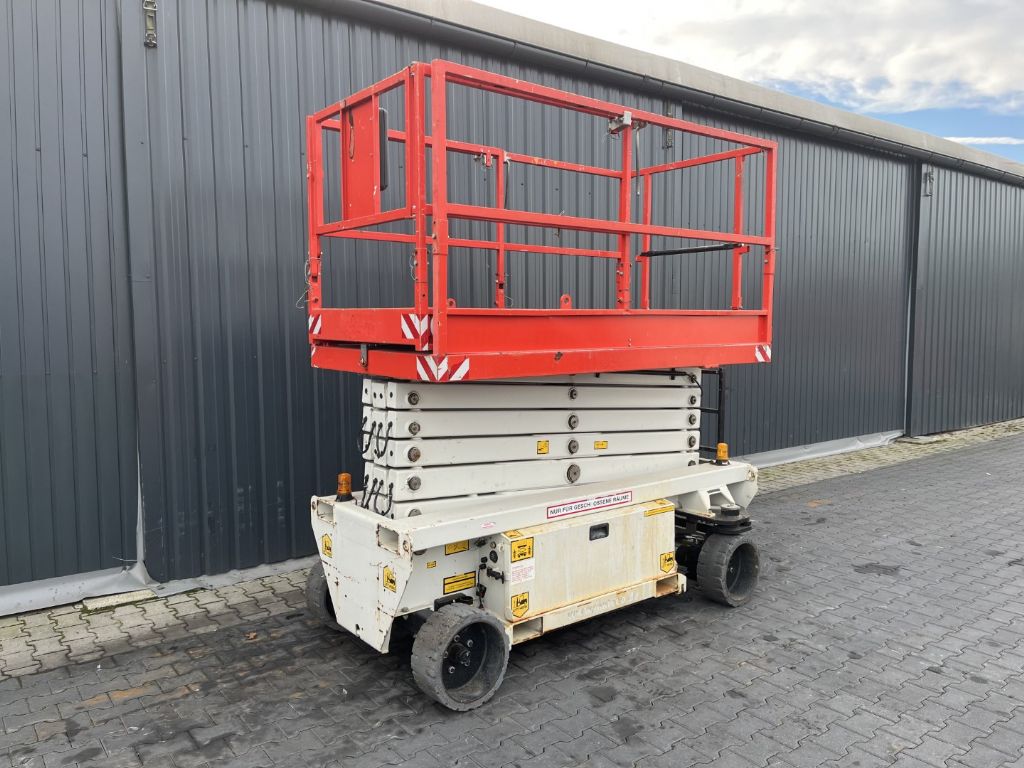 Holland-Lift ECOSTAR HL-11812 Scherenarbeitsb�hne www.superlift-forklift.com