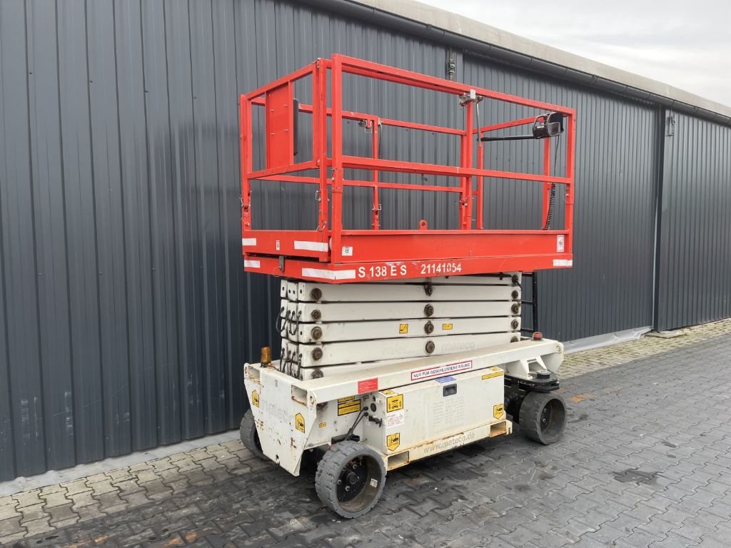 Holland-Lift ECOSTAR HL-11812 Scherenarbeitsb�hne www.superlift-forklift.com