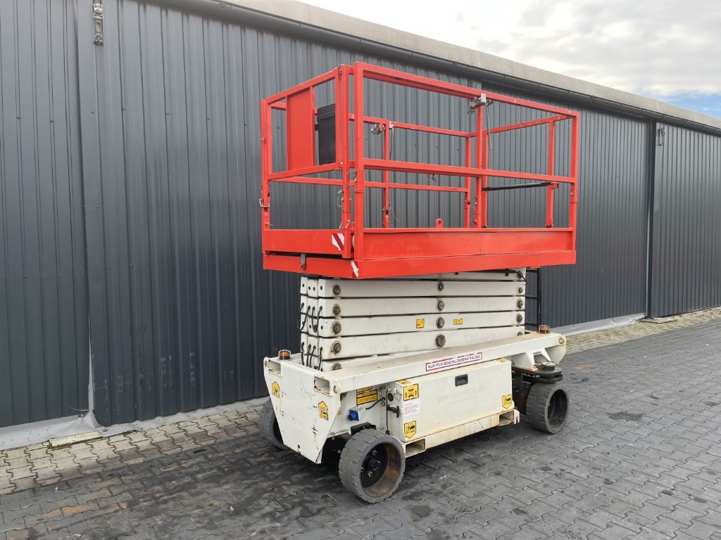 Holland-Lift ECOSTAR HL-11812 Scherenarbeitsb�hne www.superlift-forklift.com