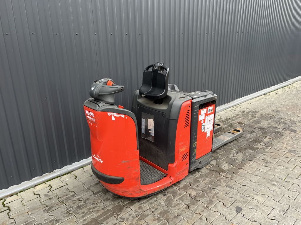 Linde N20 Low Level Order Picker www.superlift-forklift.com