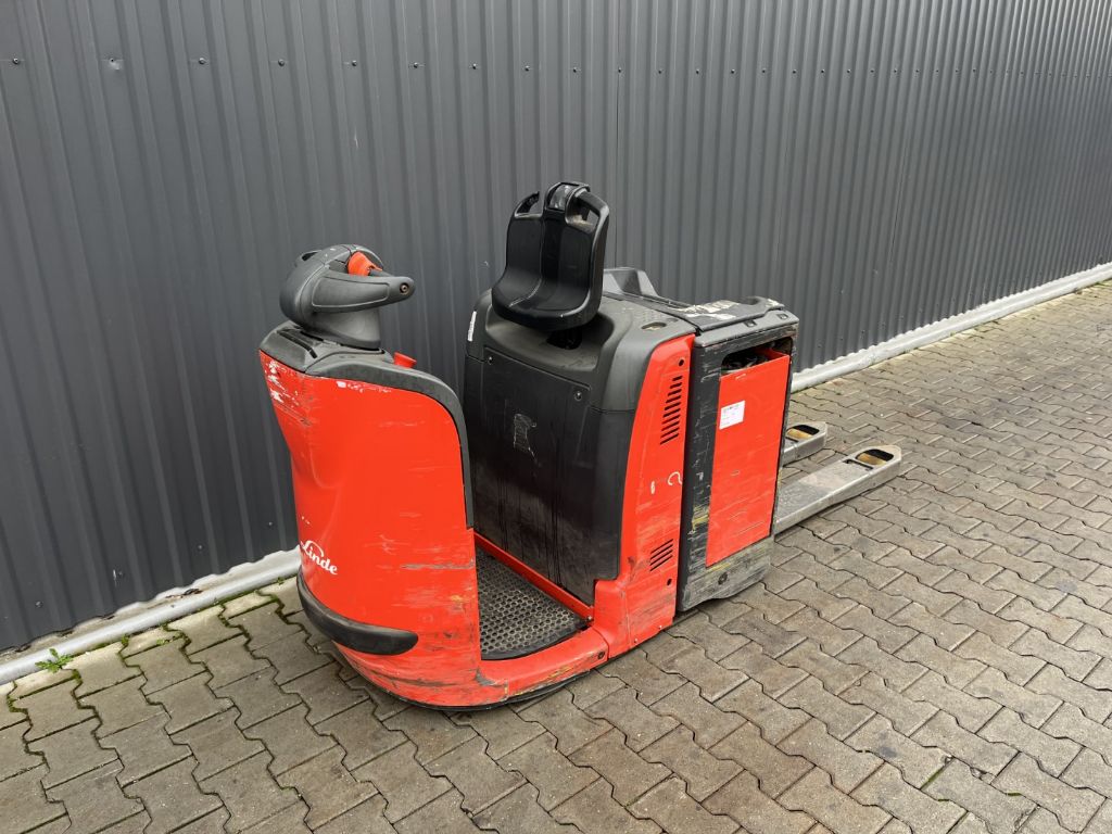 Linde N20 Low Level Order Picker www.superlift-forklift.com