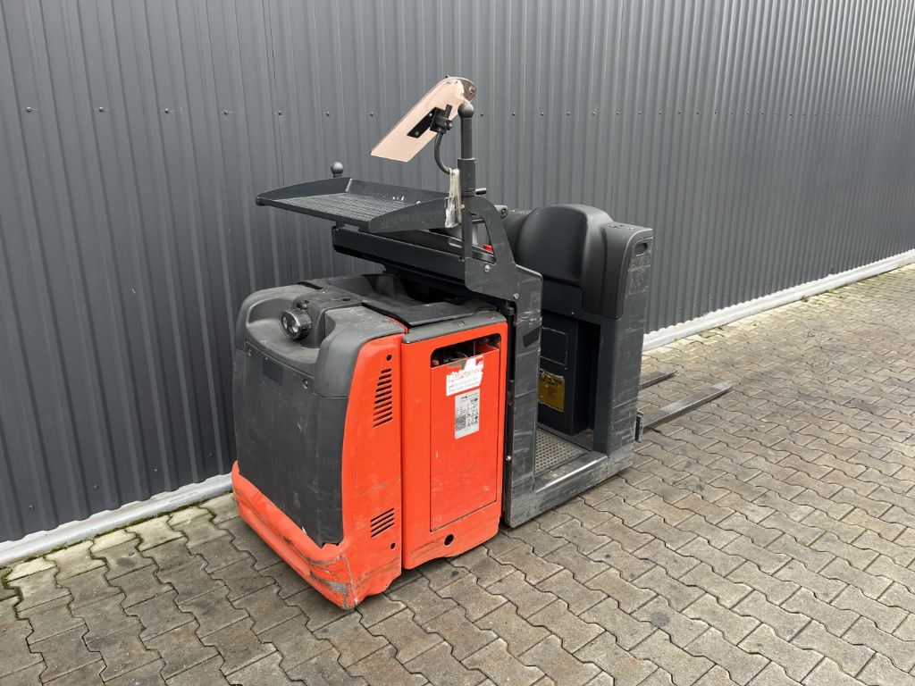 Linde V08-02 Low Level Order Picker www.superlift-forklift.com