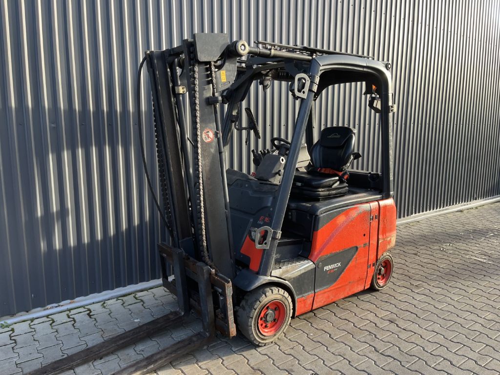 Linde E16PH-02 Elektro 4 Rad-Stapler www.superlift-forklift.com