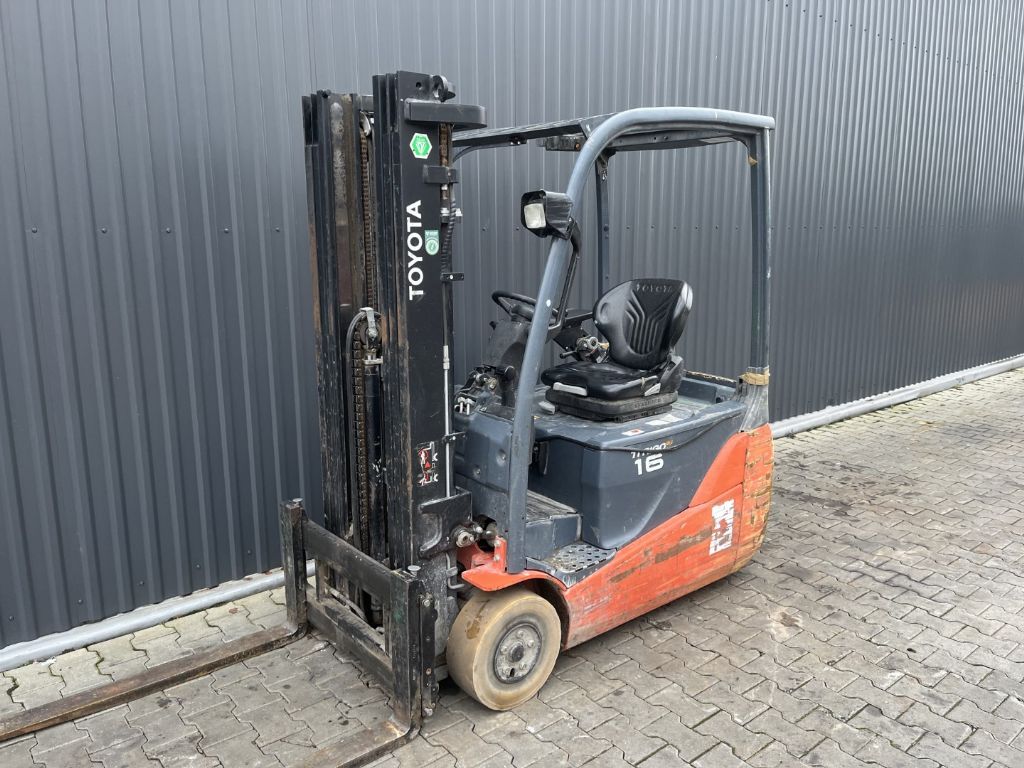 Toyota 8FBET16 Electric 3-wheel forklift www.superlift-forklift.com