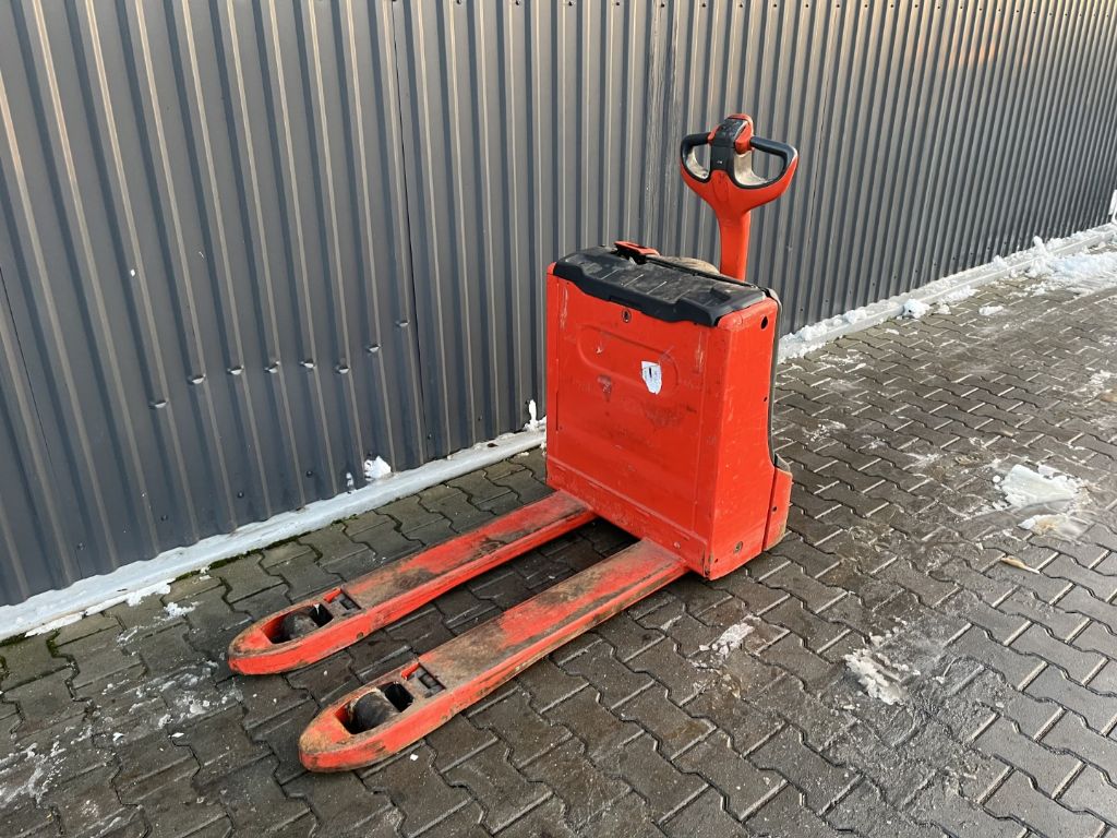 Linde T16 Niederhubwagen www.superlift-forklift.com
