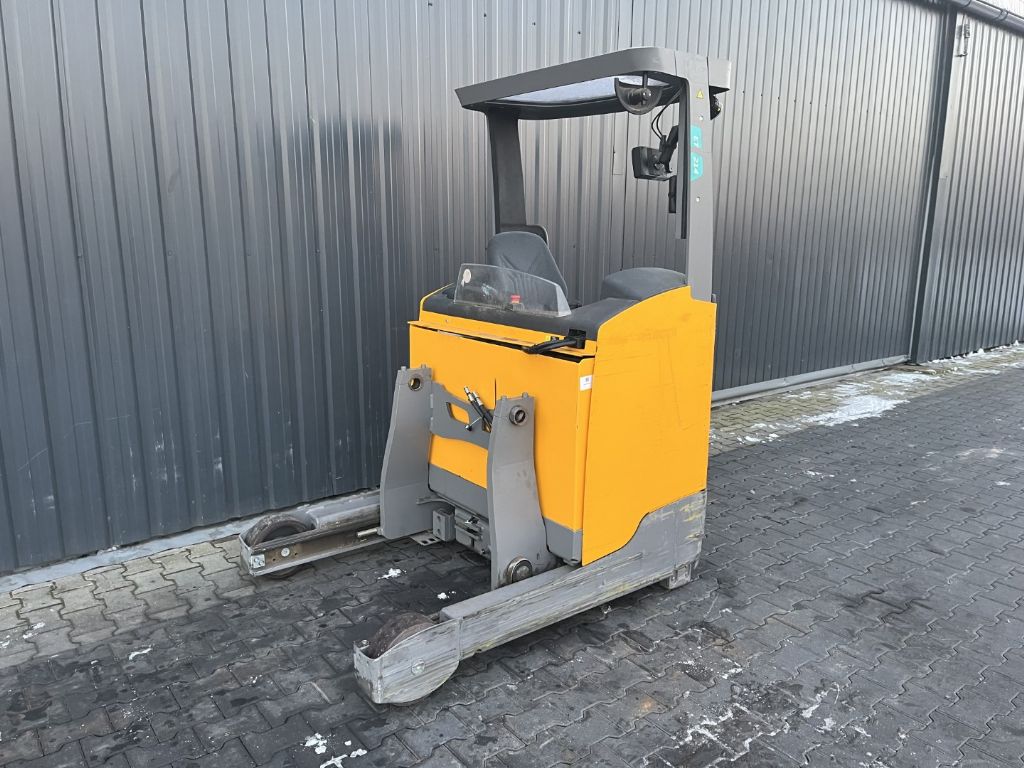 Jungheinrich ETV214 Schubmaststapler www.superlift-forklift.com
