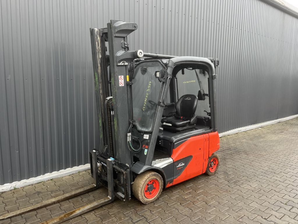 Linde E16P-02 Elektro 4 Rad-Stapler www.superlift-forklift.com