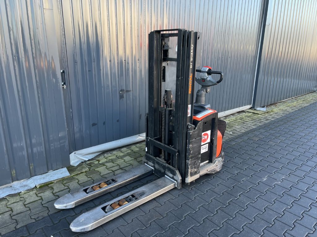 BT SWE120L Stand-on stacker www.superlift-forklift.com