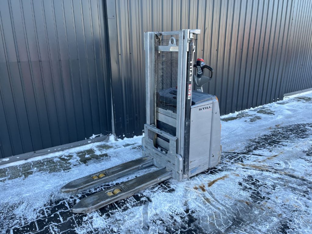 Still EXV14i Pedestrian Stacker www.superlift-forklift.com