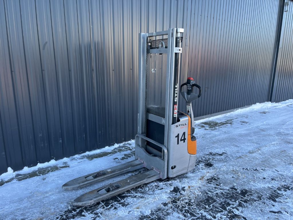 Still EXV12 Pedestrian Stacker www.superlift-forklift.com