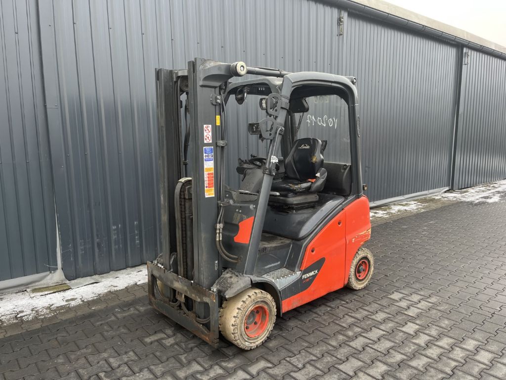 Linde H18T-01 Treibgasstapler www.superlift-forklift.com
