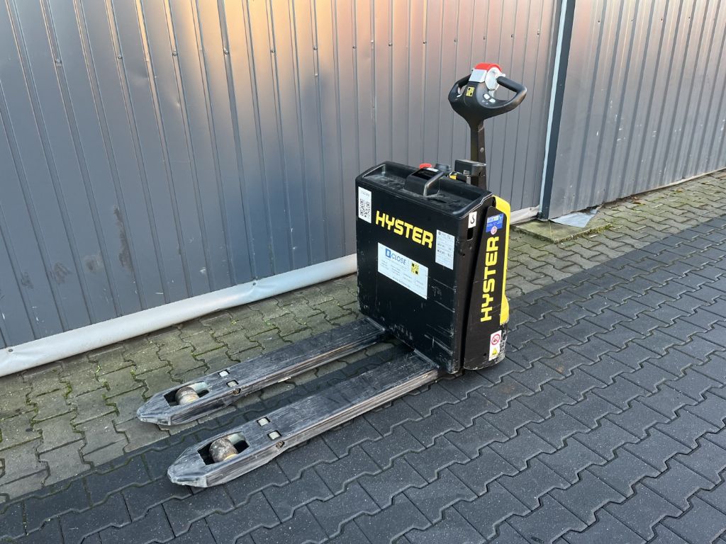 Hytsu P1.6 Niederhubwagen www.superlift-forklift.com