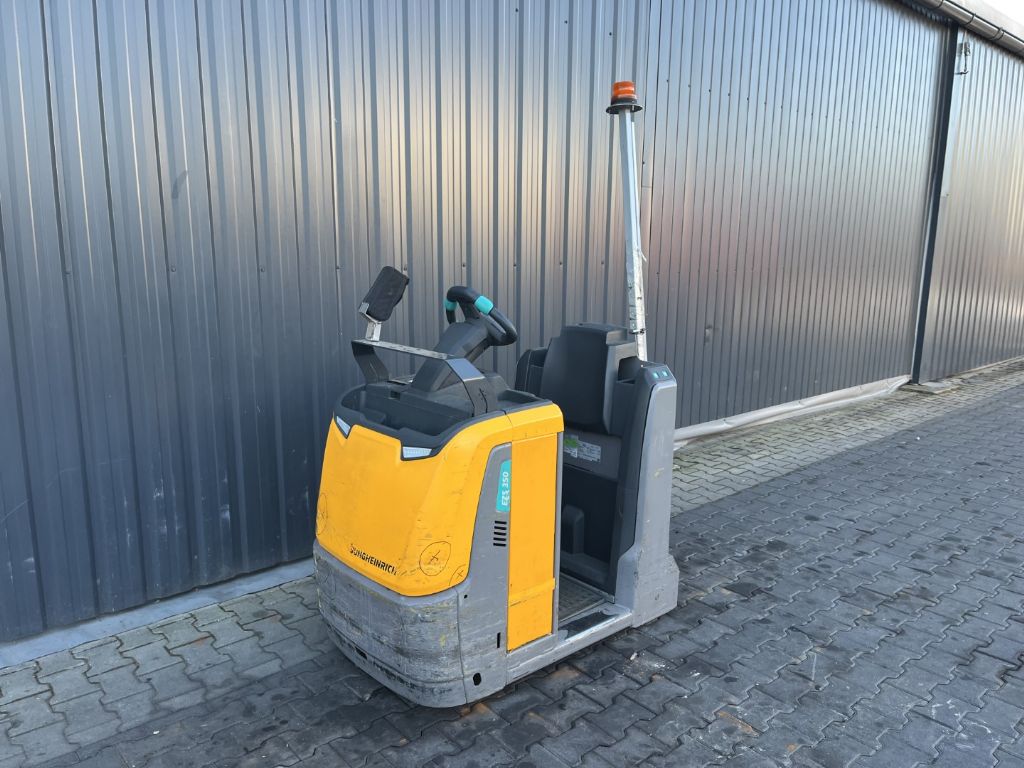 Jungheinrich EZS350 Schlepper www.superlift-forklift.com