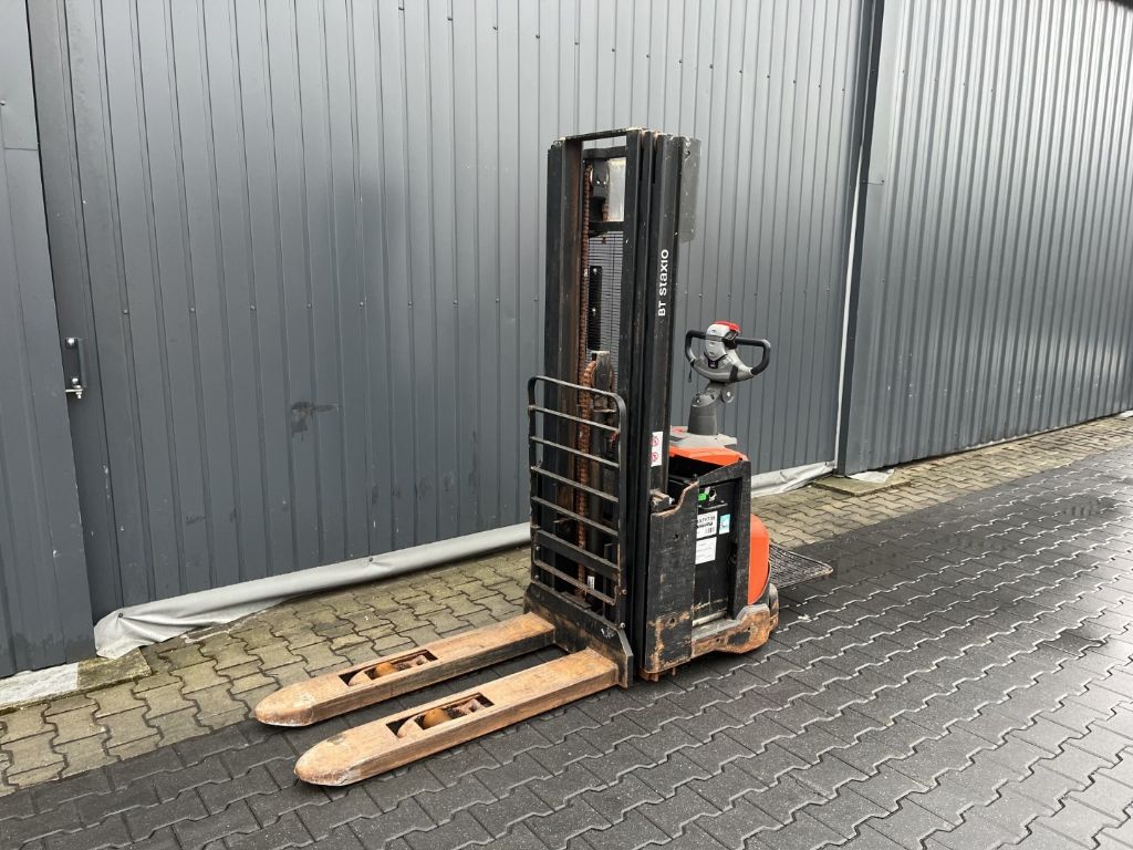 BT SWE140L Fahrerstandstapler www.superlift-forklift.com
